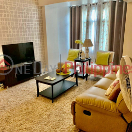 One Bedroom condo unit for Sale in One Serendra Palm Tower at Taguig City _0