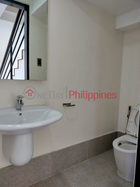 Modern Townhouse Type House and Lot for Sale in BF Homes Paranaque Sales Listings