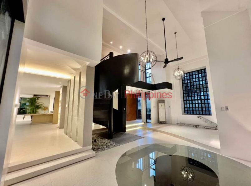 ₱ 45Million, OVER LOOKING HOUSE AND LOT FOR SALE WITH ATTIC FILINVEST 2, BATASAN HILLS, COMMONWEALTH AVENUE, QUEZON CITY