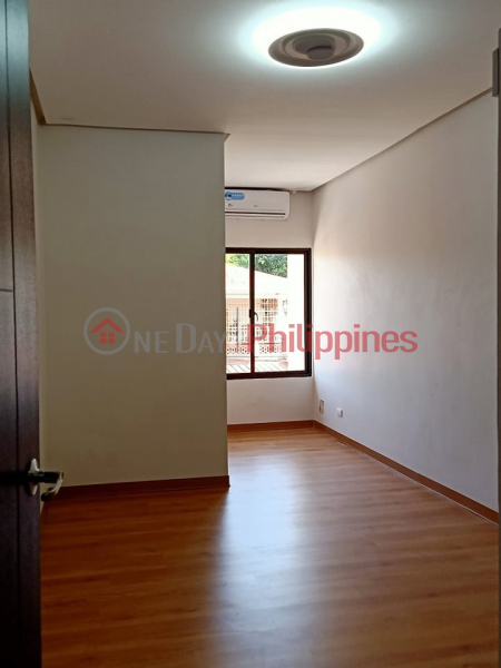 Preselling Townhouse for Sale in Paranaque near Sucat Road-MD Sales Listings