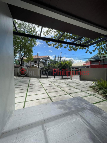 ₱ 35Million | Modern Spacious House and Lot for Sale in BF Homes Paranaque near Southville