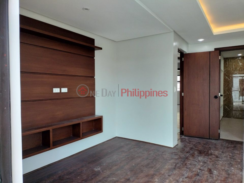₱ 27.5Million, Elegant 3Storey House and Lot for Sale with 2Carport-MD