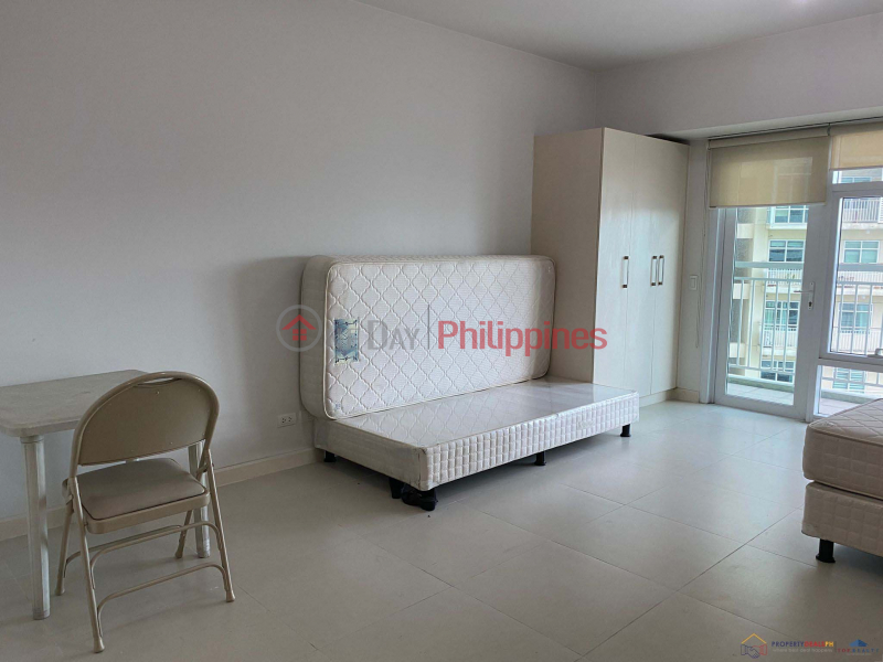 ₱ 9Million Studio unit for Sale in Two Serendra Red Oak at Taguig City