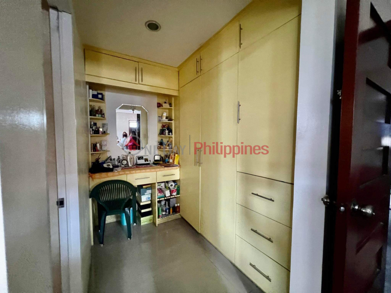 2 STOREY HOUSE AND LOT FOR SALE WITH BASEMENT ( 6 YEARS OLD HOUSE) VISTA REAL VILLAGE, BATASAN H, Philippines Sales, ₱ 19Million