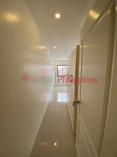 Townhouse for Sale in Las pinas near Robinsons Zapote road Sales Listings