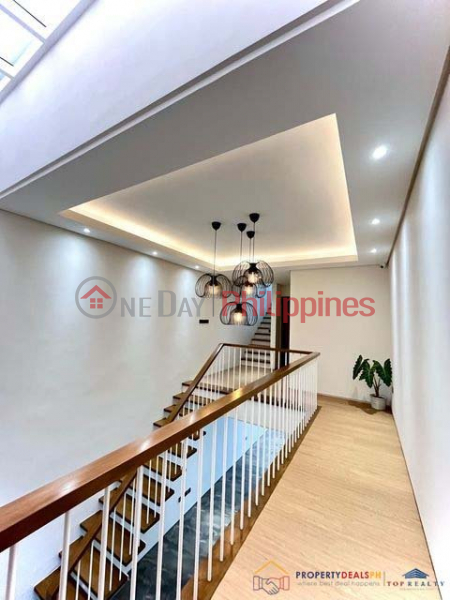 ₱ 16.7Million, Townhouse for Sale in Better Living Subdivision at Parañaque City