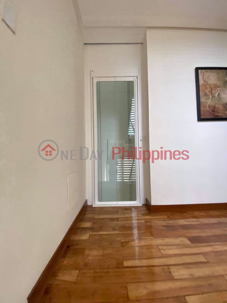 ₱ 57Million, Compound Type Luxury Townhouse for Sale in Quezon City-MD
