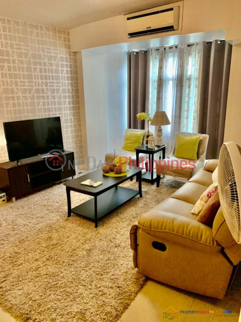 One Bedroom condo unit for Sale in One Serendra Palm Tower at Taguig City _0