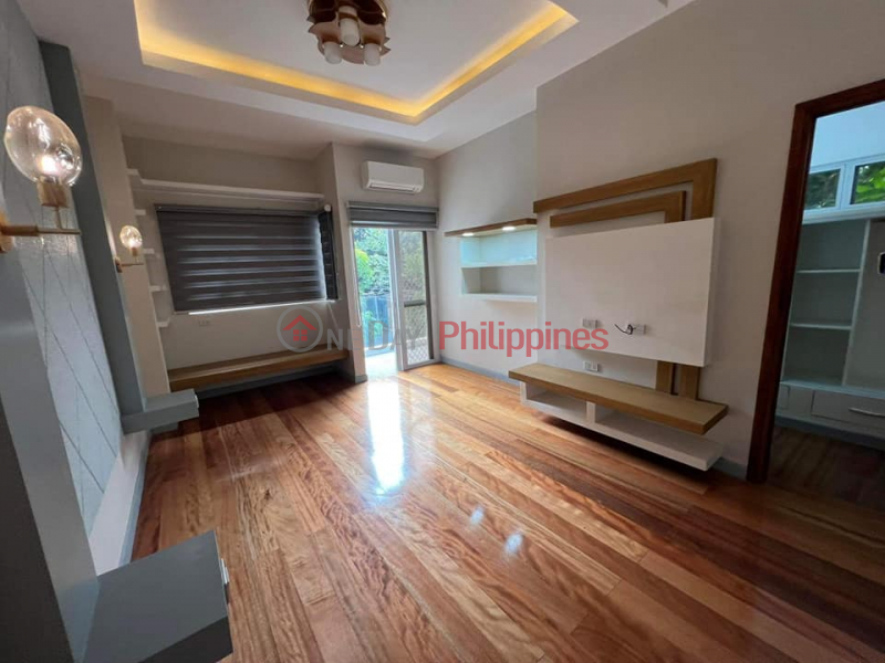 ₱ 34Million Corner House and Lot For Sale in BF Homes Quezon City Lot Area - 201 sqm Floor Area - 332 sqm 4 Bed