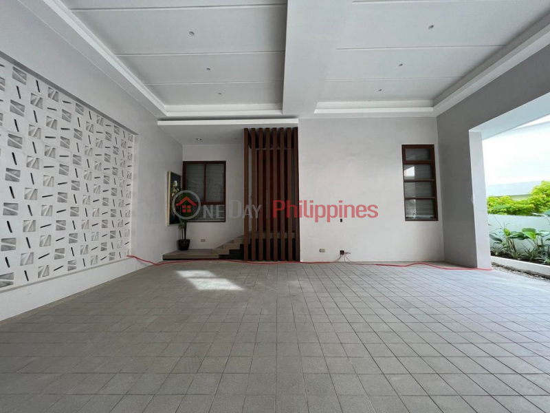 ₱ 36.5Million Manila Four Storey Modern Elegant Townhouse for Sale with 3 covered Garage-MD