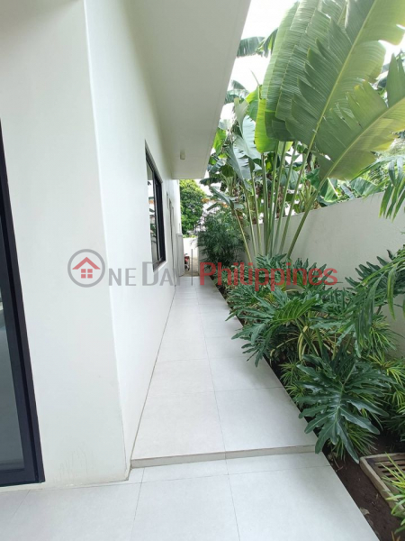 Spacious 5 Bedroom House and Lot for Sale in BF Homes Paranaque-MD, Philippines Sales, ₱ 42Million